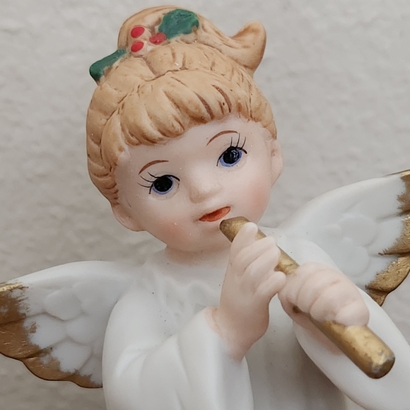 Lefton Vintage 1987 Christmas Angels Playing Instrument - Picture 5 of 11
